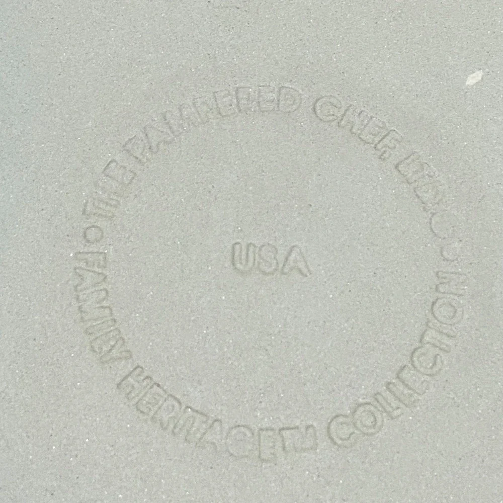 The Pampered Chef Family Heritage Collection Stoneware 9 inch Pie Plate 1425 USA